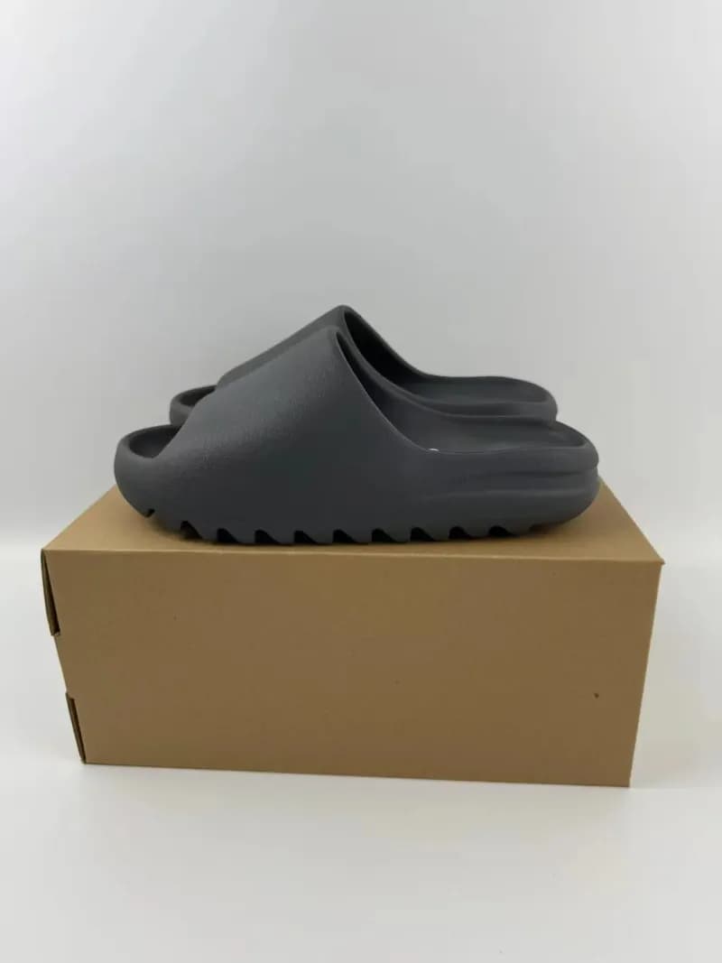 Yeezy Slide Bone — 2350深灰