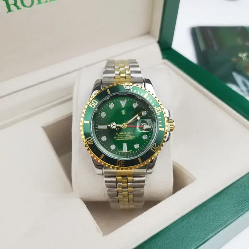 Rolex Submariner White Dial with Black Bezel — 四针水鬼 五珠间金 绿水鬼