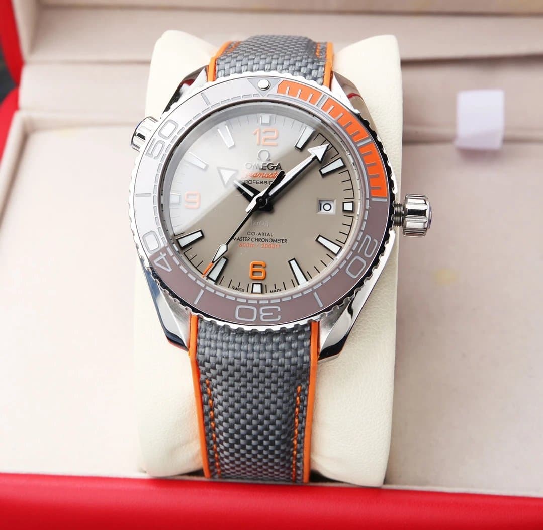 Omega Seamaster Professional 36th America's Cup — 【灰橙圈口】银壳·灰盘灰编织带