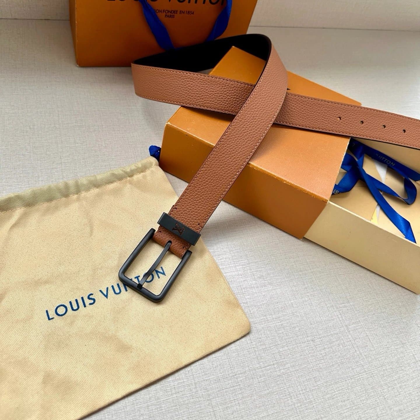 Louis Vuitton Leather Belt Taurillon Leather with Black Buckle