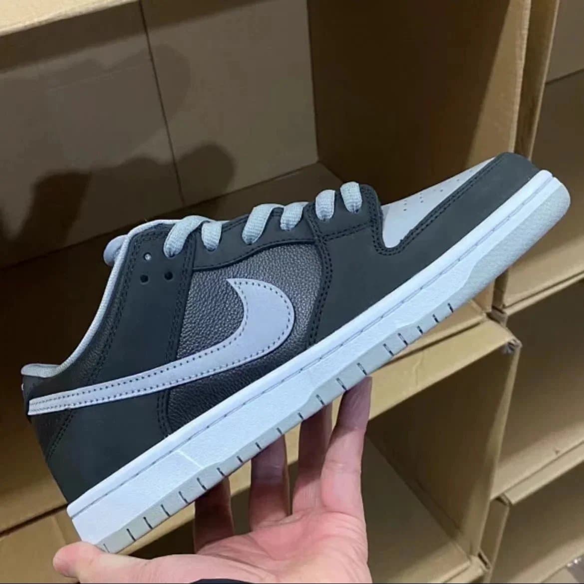 Nike Dunk Low Grey/White