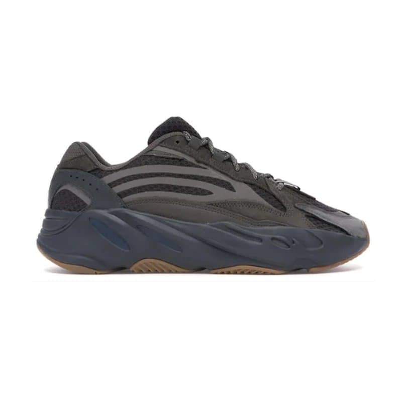 Yeezy 700 Mauve — Geode EG6860