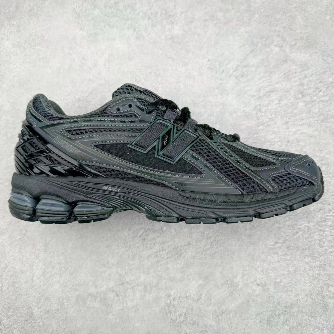 New Balance 9060 Silver Mesh — 炭黑网