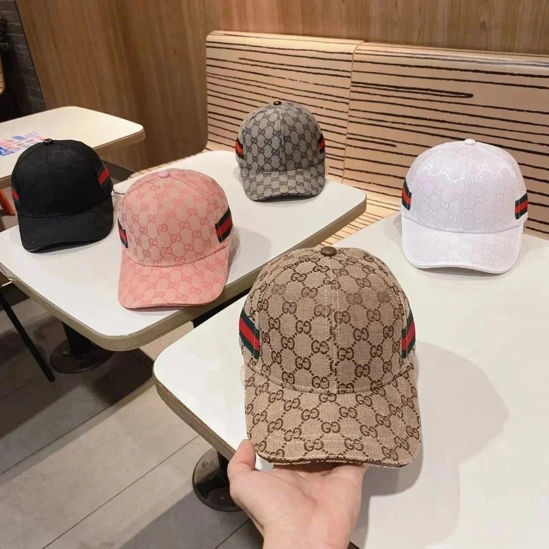 Gucci GG Supreme Cap Web Stripe