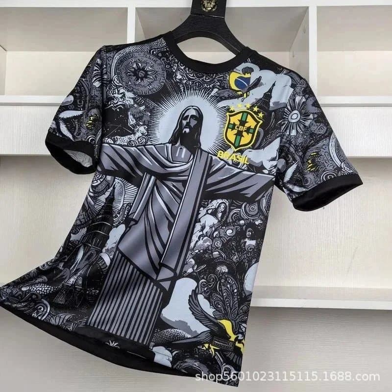 Versace Medusa Graphic Tee Baroque Print — 17