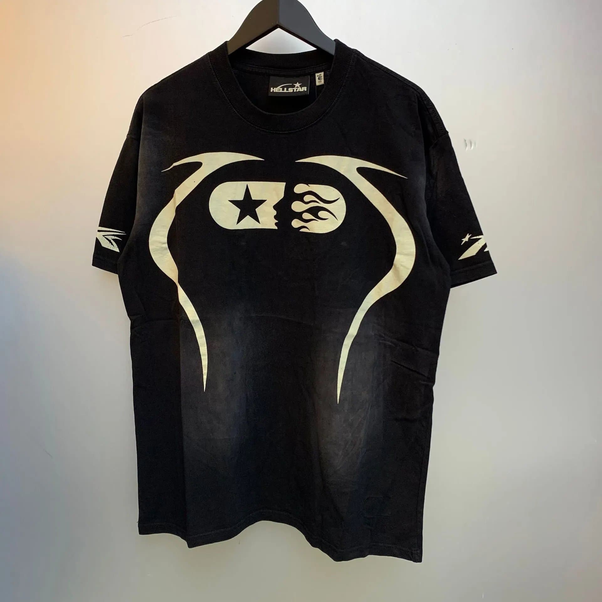 Hellstar Graphic Tee Flame Star Print — H615黑色