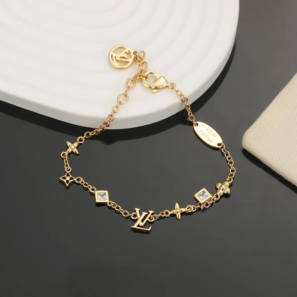 Louis Vuitton Chain Bracelet Monogram Flower — 17