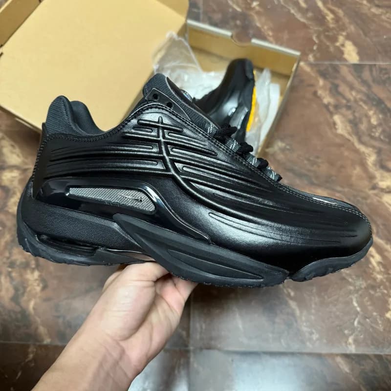 Nike Air Max TN Triple Black