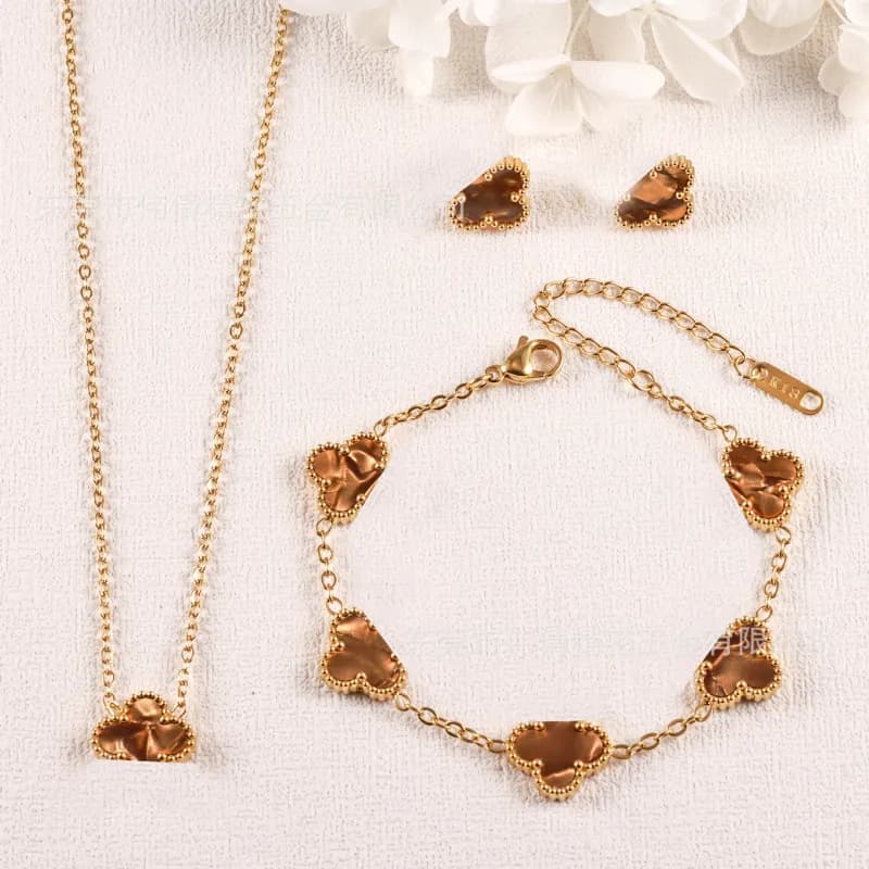 Van Cleef & Arpels Alhambra Four-Leaf Clover