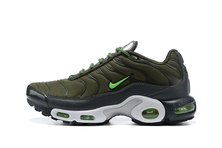 Nike Air Max Plus TN — 40
