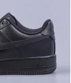 Nike Air Force 1 Low Triple Black