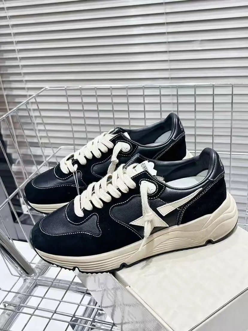 Golden Goose Superstar LTD Edition — 32