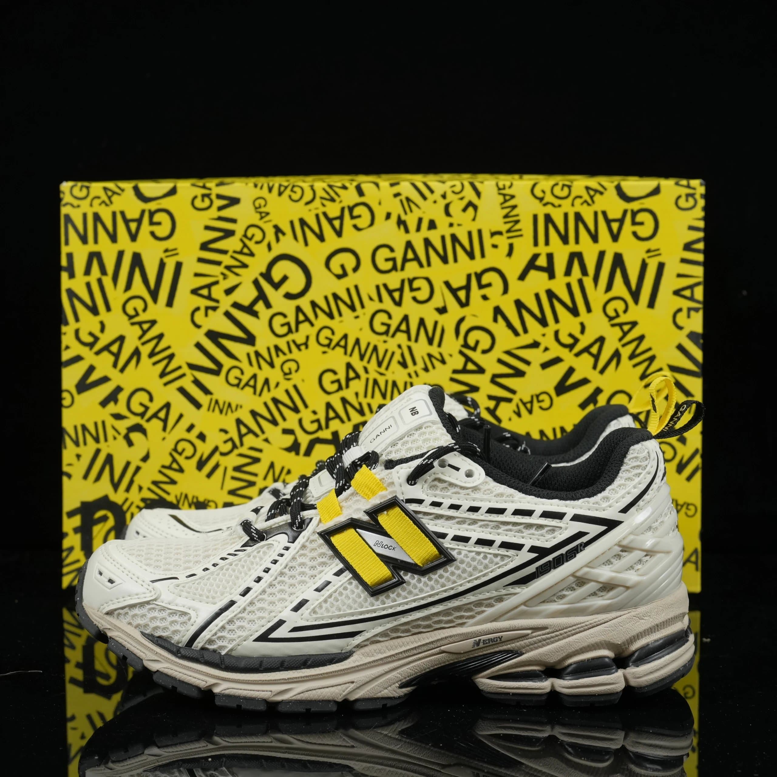 New Balance 1906R GANNI x NB