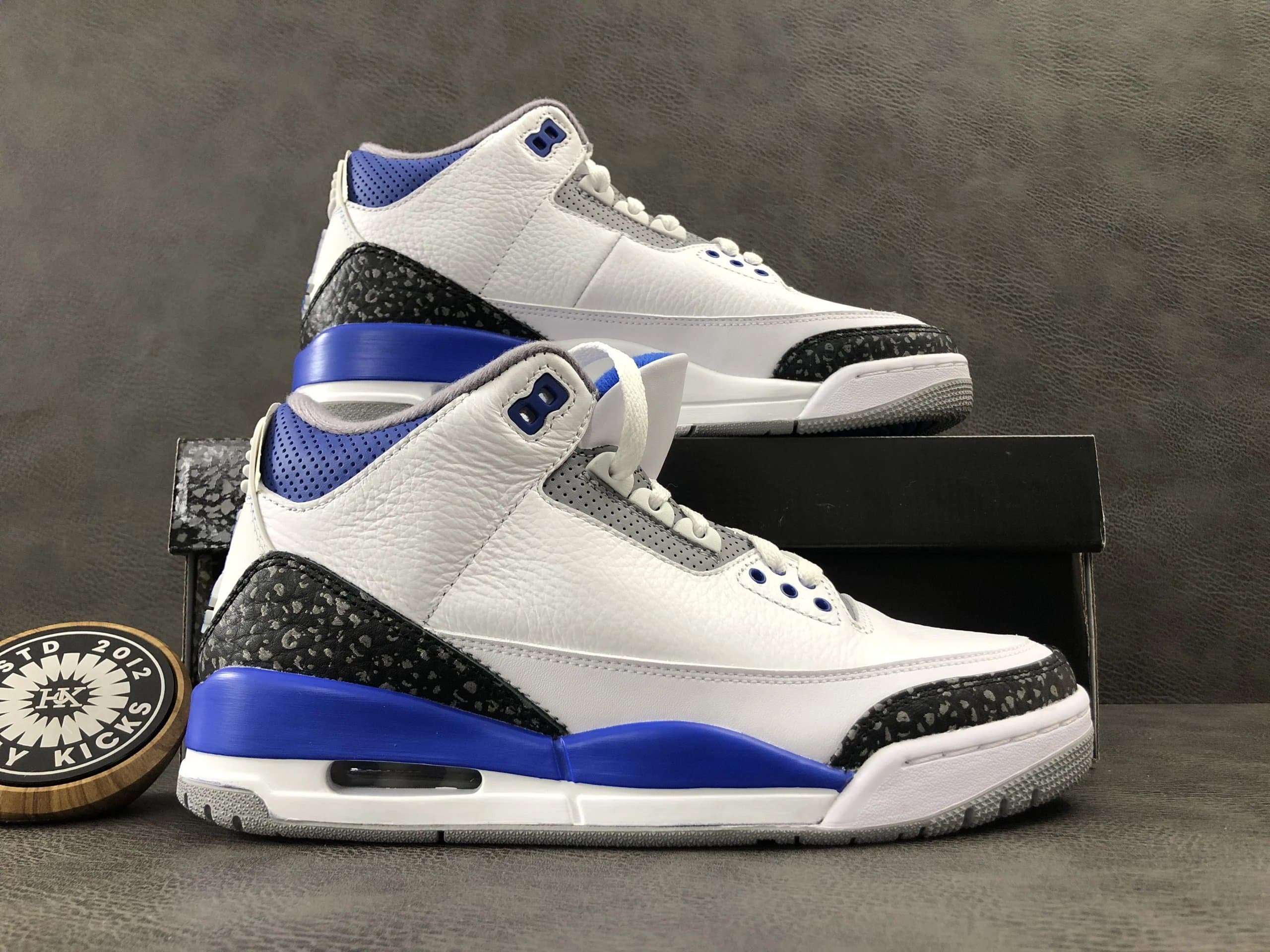 Air Jordan 3 True Blue