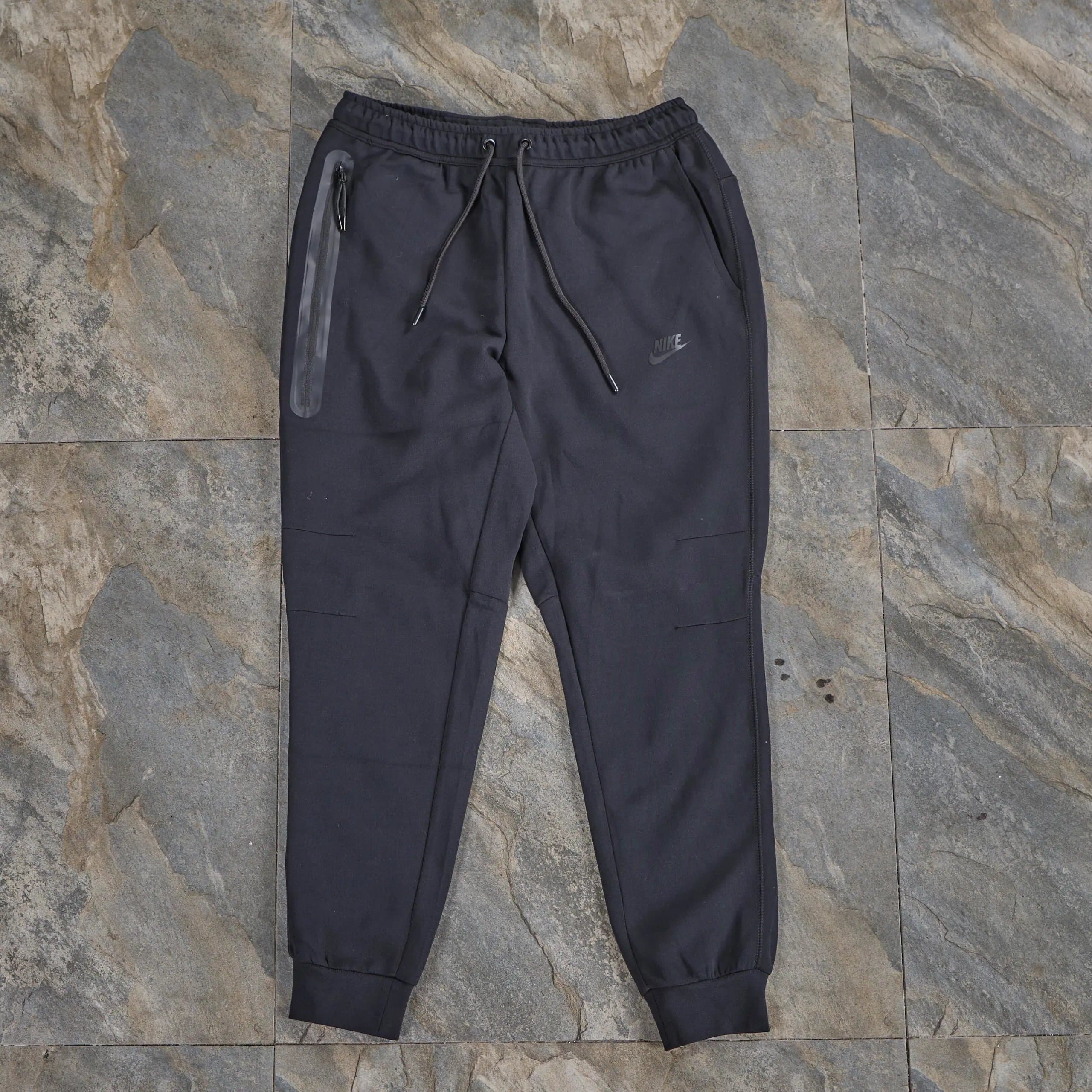 Nike Tech Fleece Hoodie Black/Heather Grey — 黑色裤子