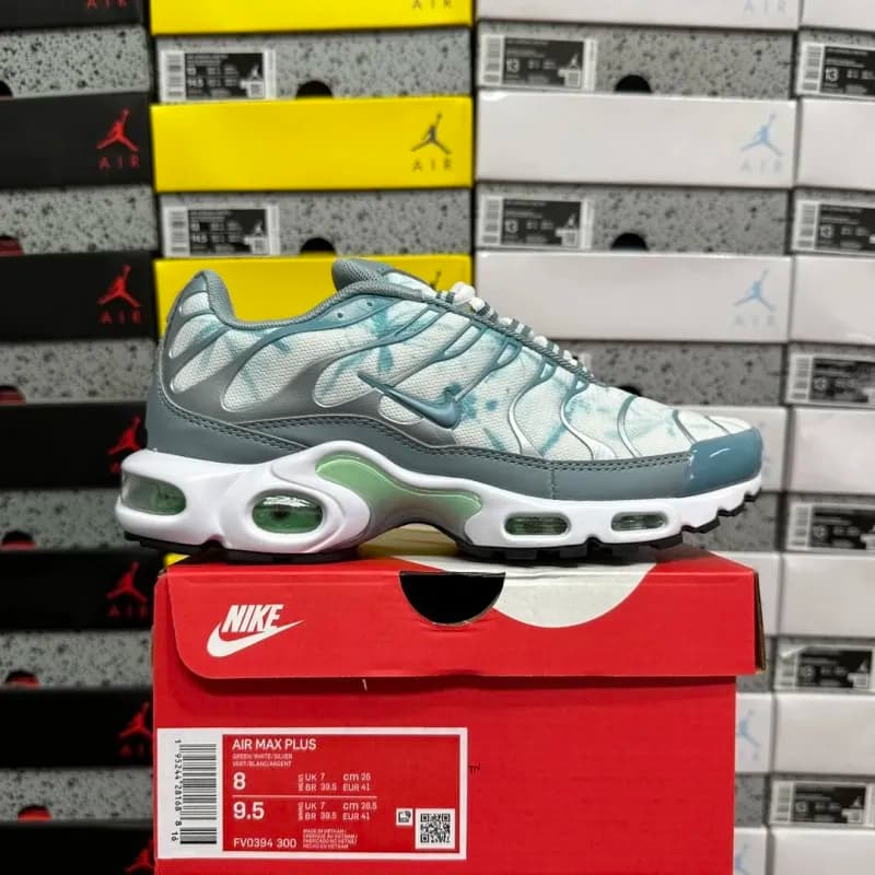 Nike Air Max Plus Green White Silver