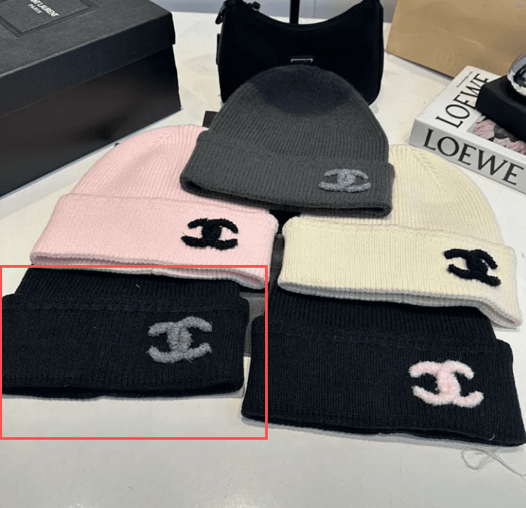 Loewe Ribbed Beanie Logo Patch — 13 black