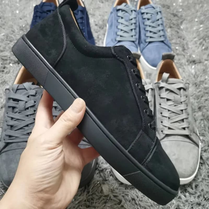 Christian Louboutin Louis Junior Suede Low Top — 黑色