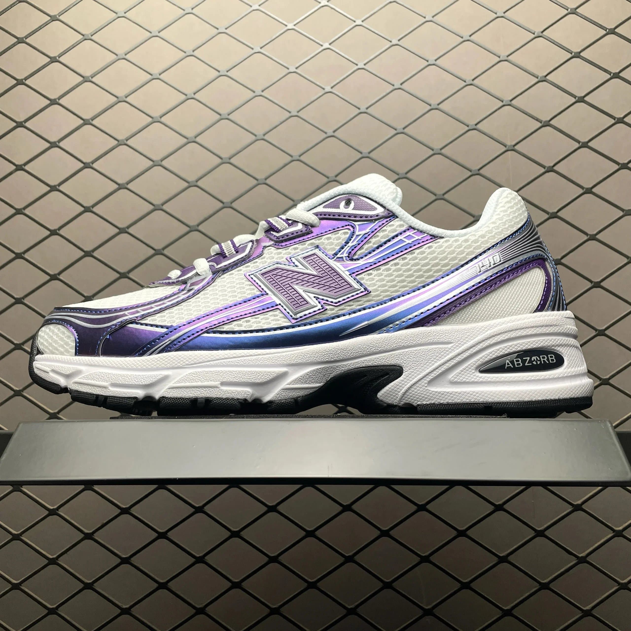 New Balance 1906R Iridescent Purple