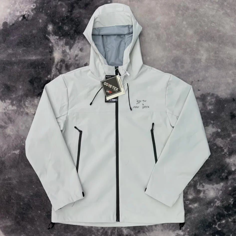 Arc'teryx Essentials Shorts Light Beige — 灰色