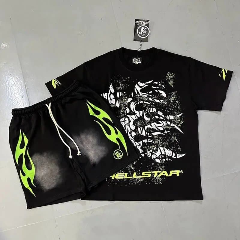 Hellstar Graphic Tee Star Flame Print — 16