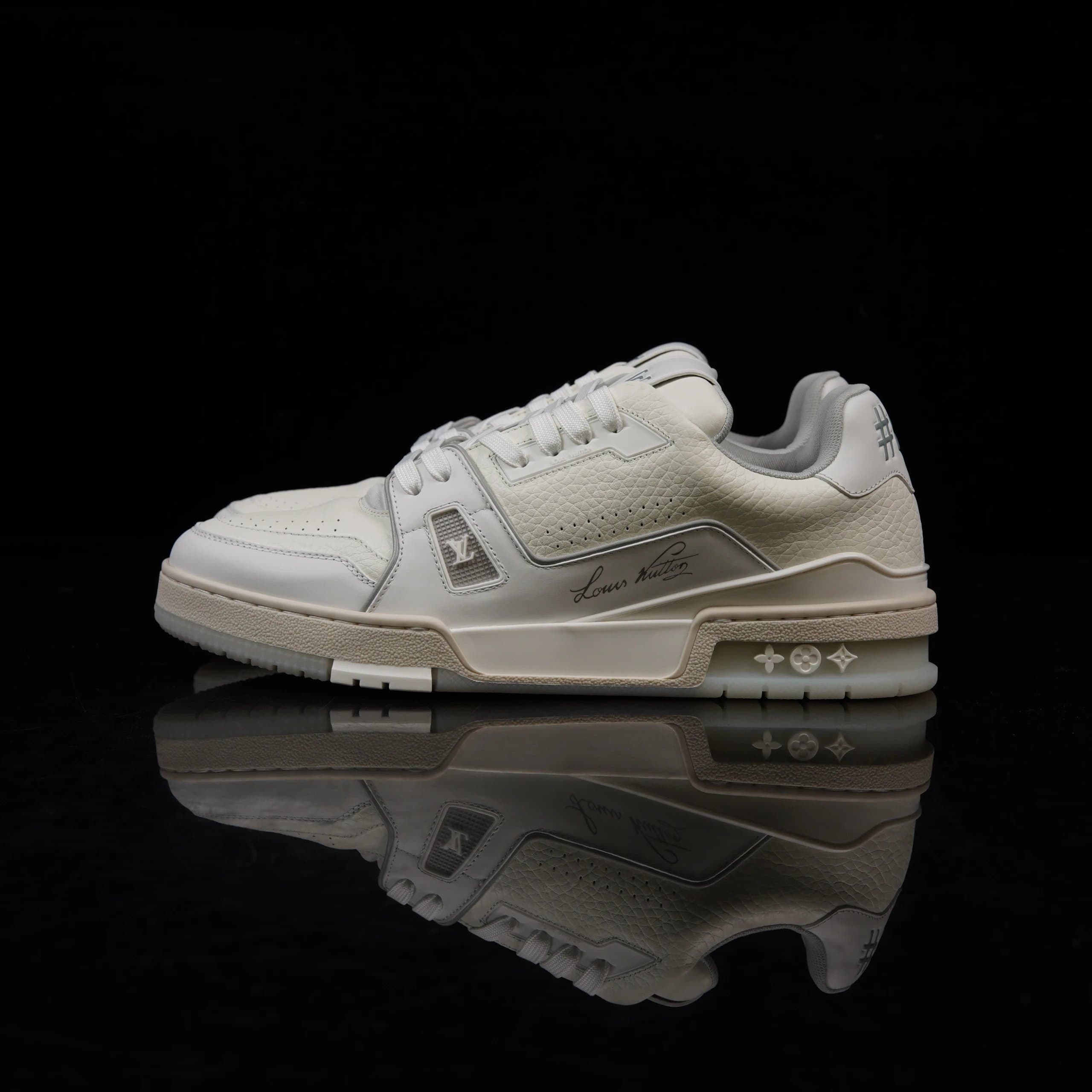 Louis Vuitton LV Trainer Monogram Brown — 尺码备注 · IV白色