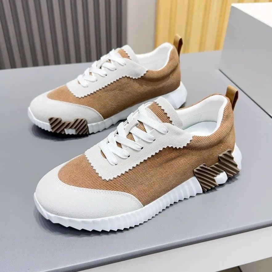Hermès Low-Top Sneaker Contrast Sole — X17