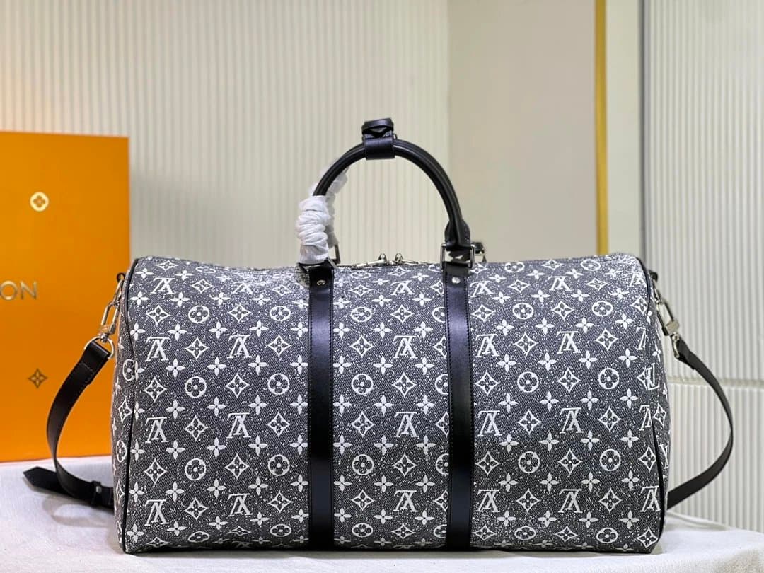 Louis Vuitton Keepall Monogram Eclipse — M41416-1