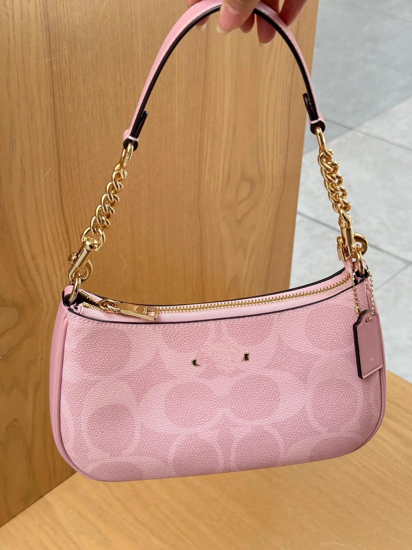 Coach Shoulder Bag Signature Coated Canvas