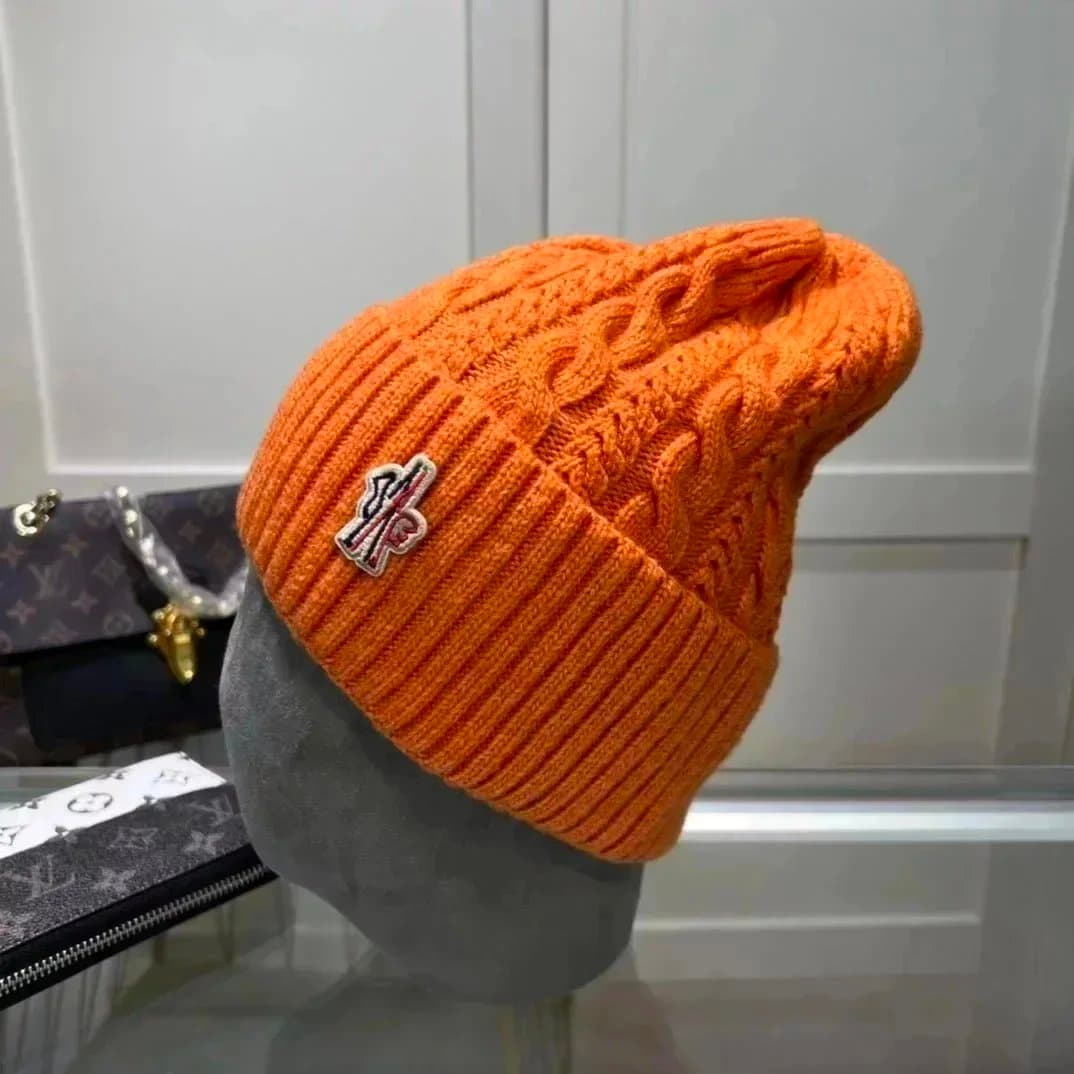 Cable Knit Beanie Moncler Logo Patch