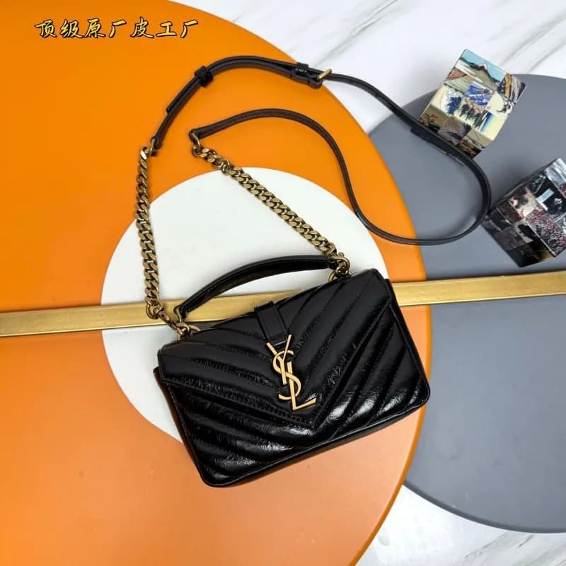 Saint Laurent Loulou Matelassé