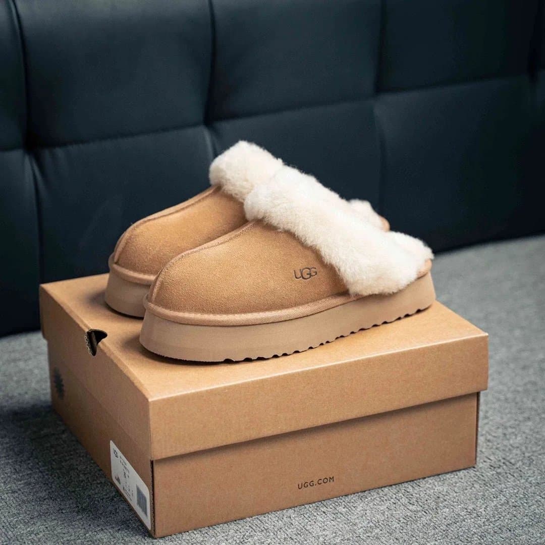 UGG Fluff Platform Slipper Classic Shearling