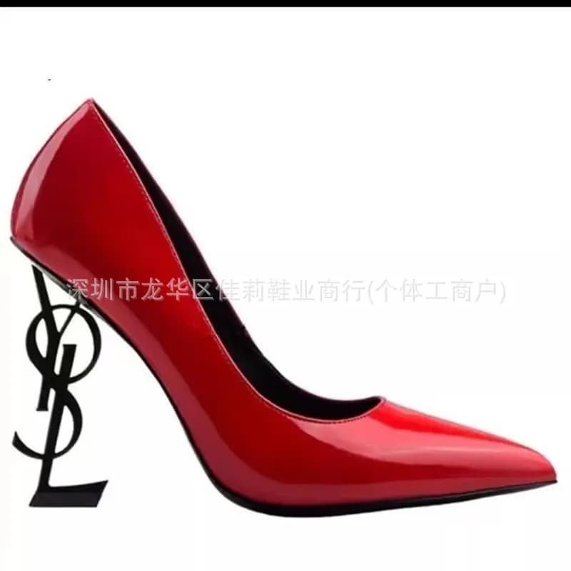 Saint Laurent Opium Pump Patent Leather