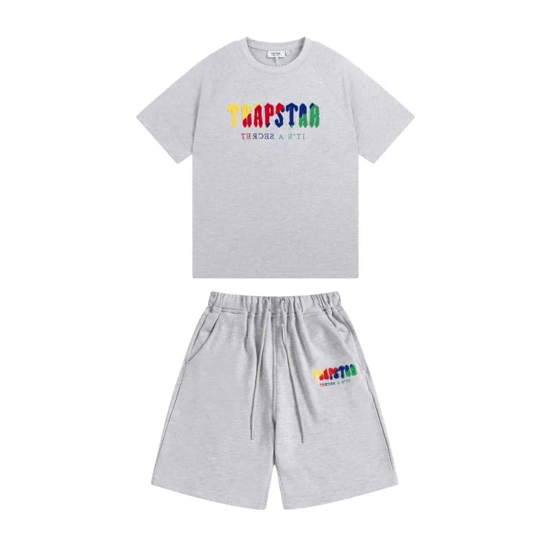 Trapstar T-Shirt & Shorts Set Rainbow Logo