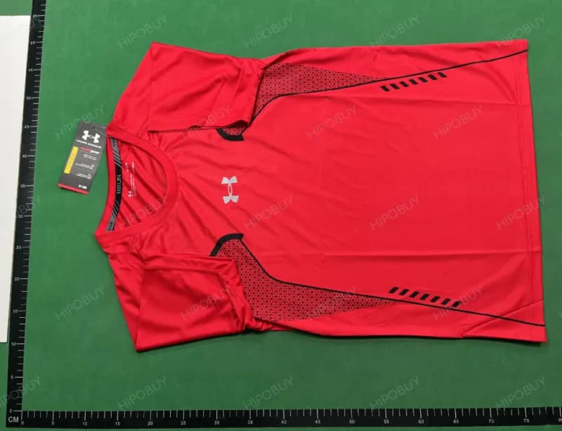 Under Armour HeatGear T-Shirt V-Logo — 9