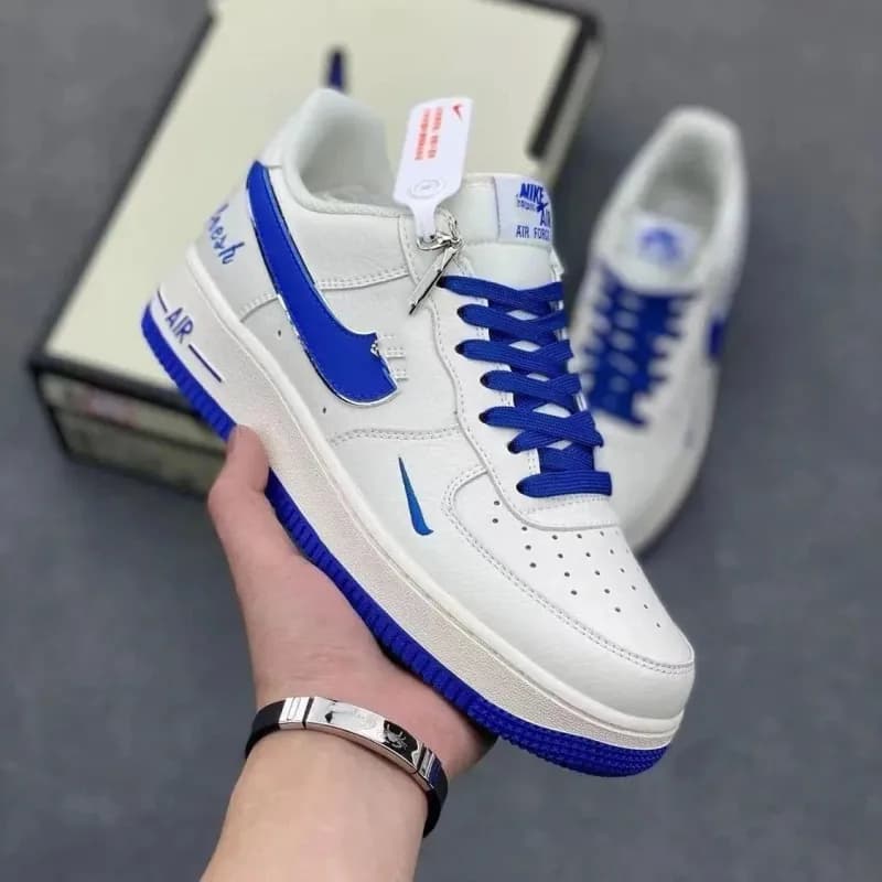 Nike Air Force 1 Low Triple White — 16