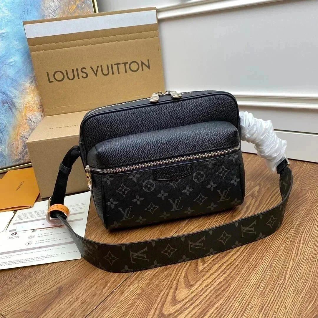Louis Vuitton Multi Pochette Accessoires Monogram Eclipse