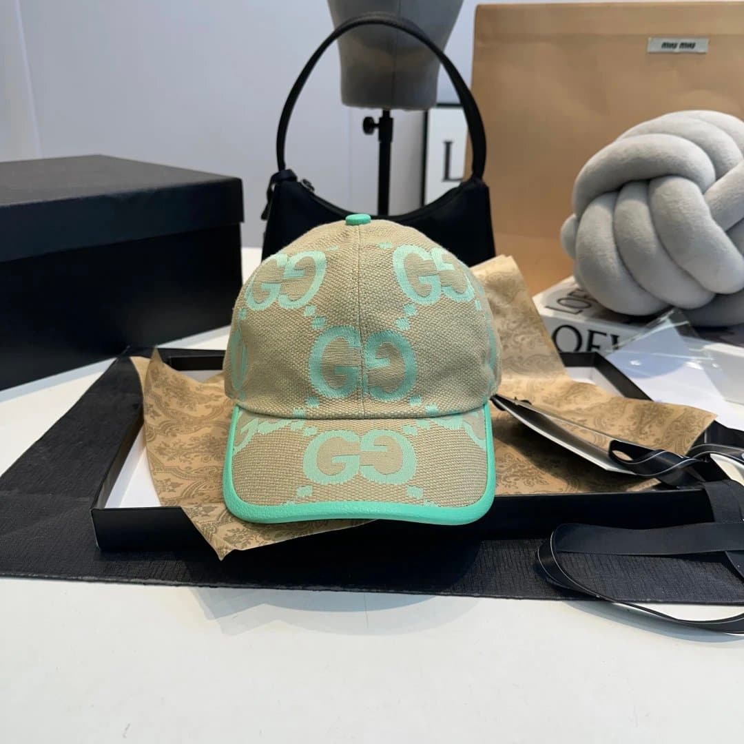 Fendi Baseball Cap FF Monogram — 39