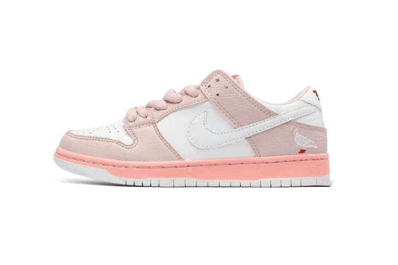 Nike SB Dunk Low Travis Scott — 36-47.5 (Message Remarks Size) · Pink pigeon