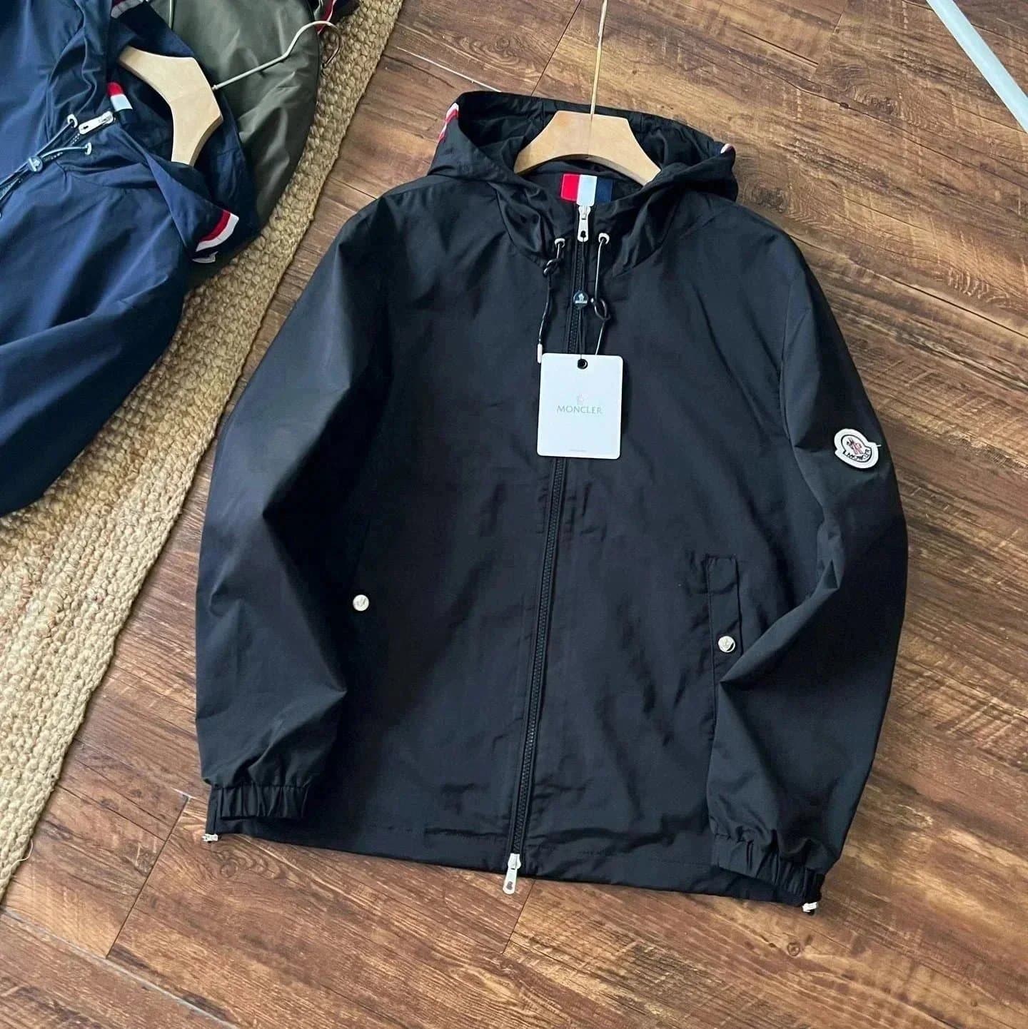 Moncler Windbreaker Jacket Logo Patch — 32