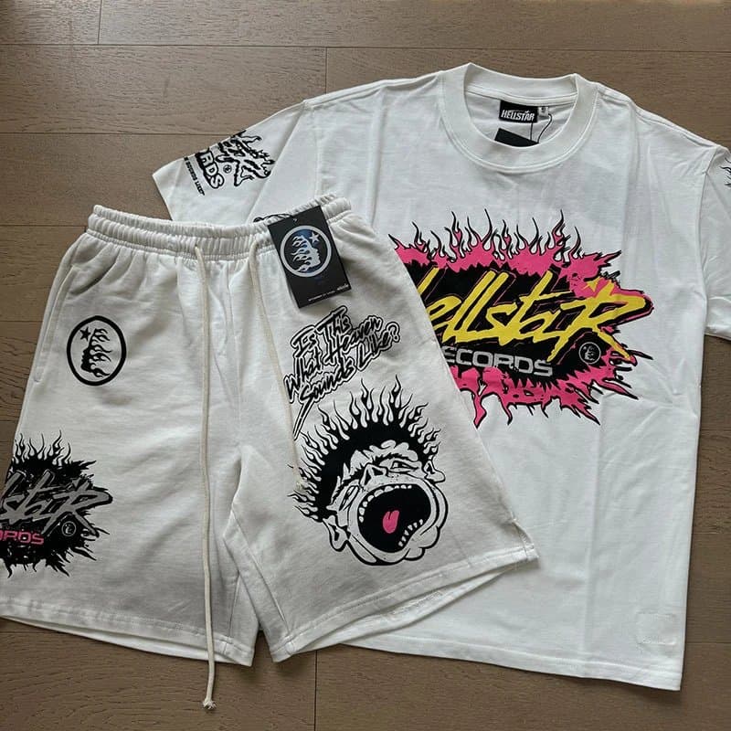 Hellstar Graphic Tee & Shorts Set Flame Print — 587-778套装