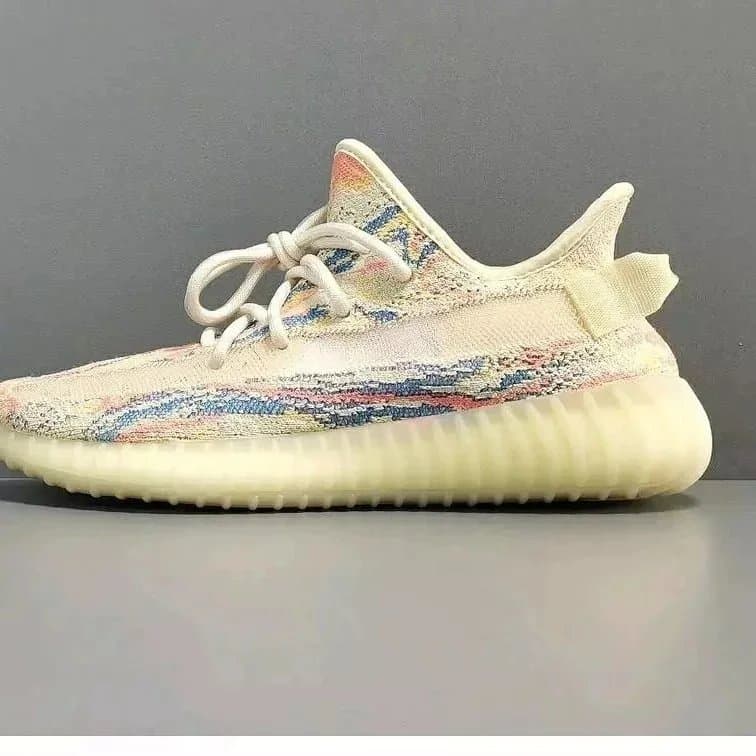 Yeezy Boost 350 V2 Zebra — 暴龙兽