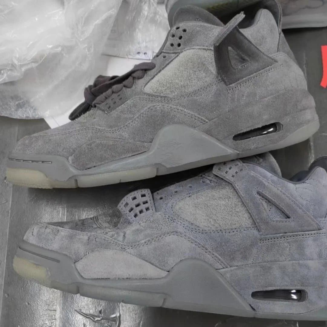 Yeezy Boost 700 Static — GX AJ4Kwas 灰色