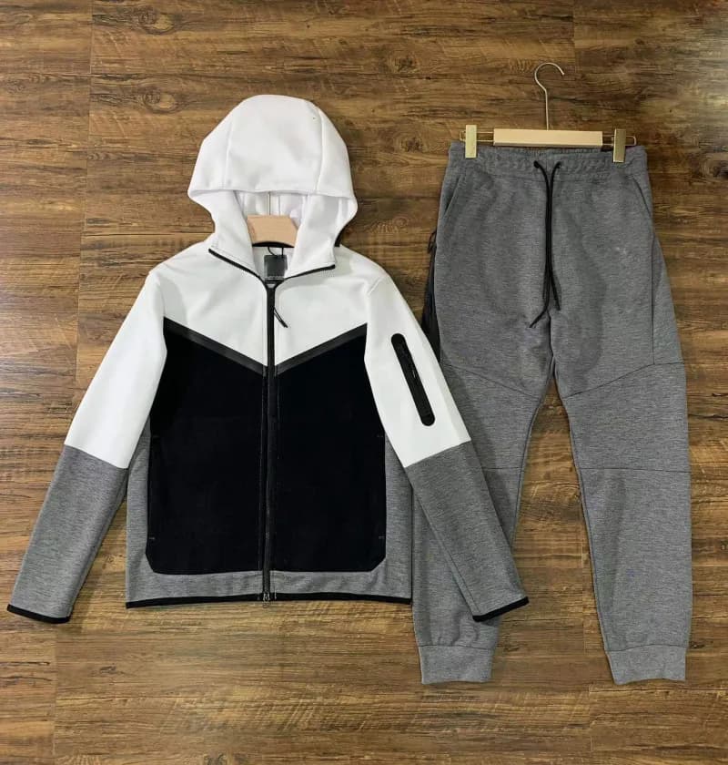 衣路顺丰服饰商行