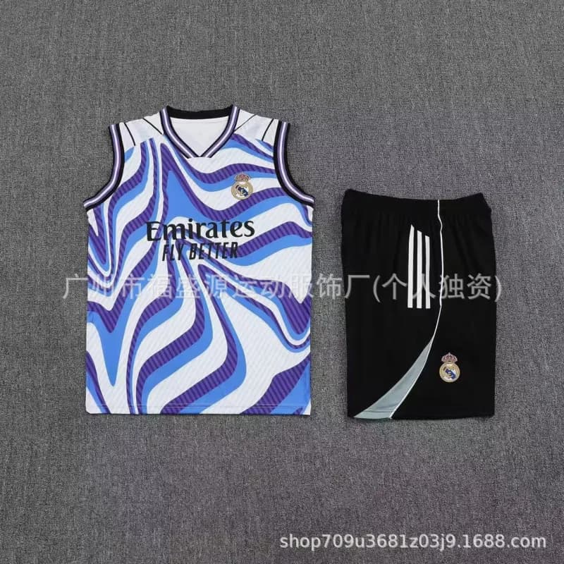 Adidas Real Madrid Kit Wave Print