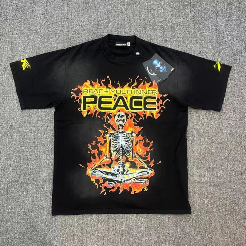 Hellstar Graphic Tee Alien Face Print — 59