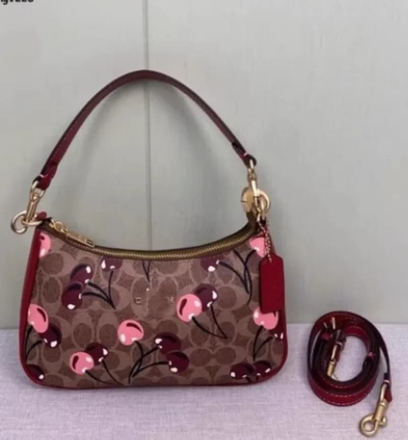 Gucci Small Shoulder Bag Cherry Print