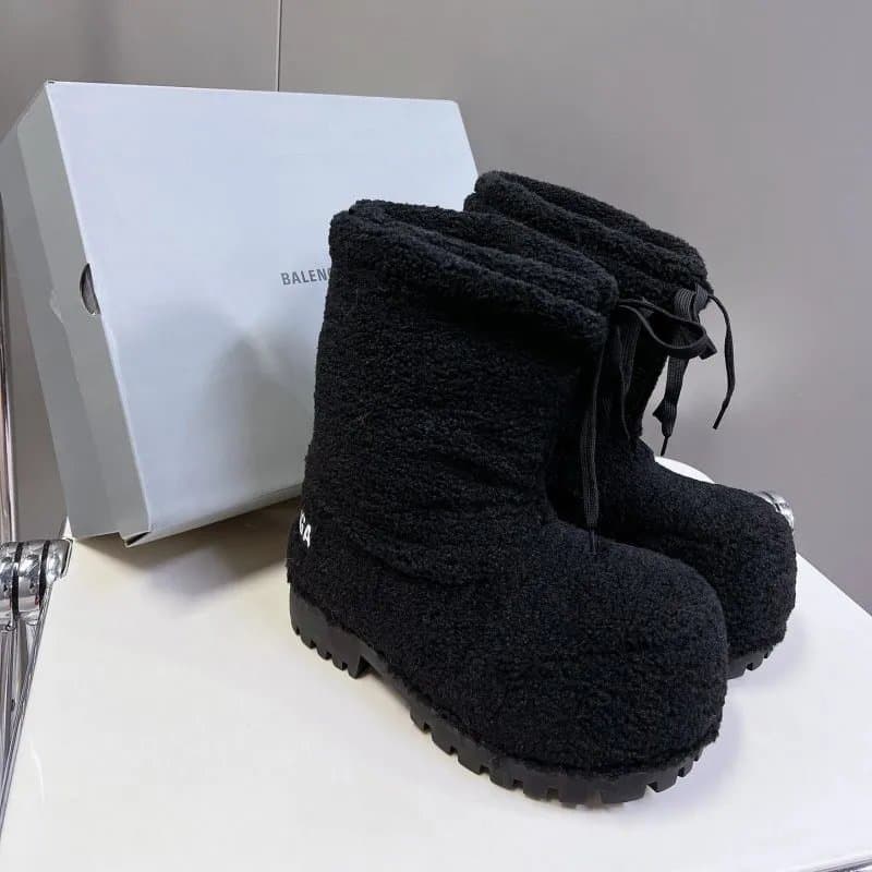 Balenciaga Speed Trainer Shearling