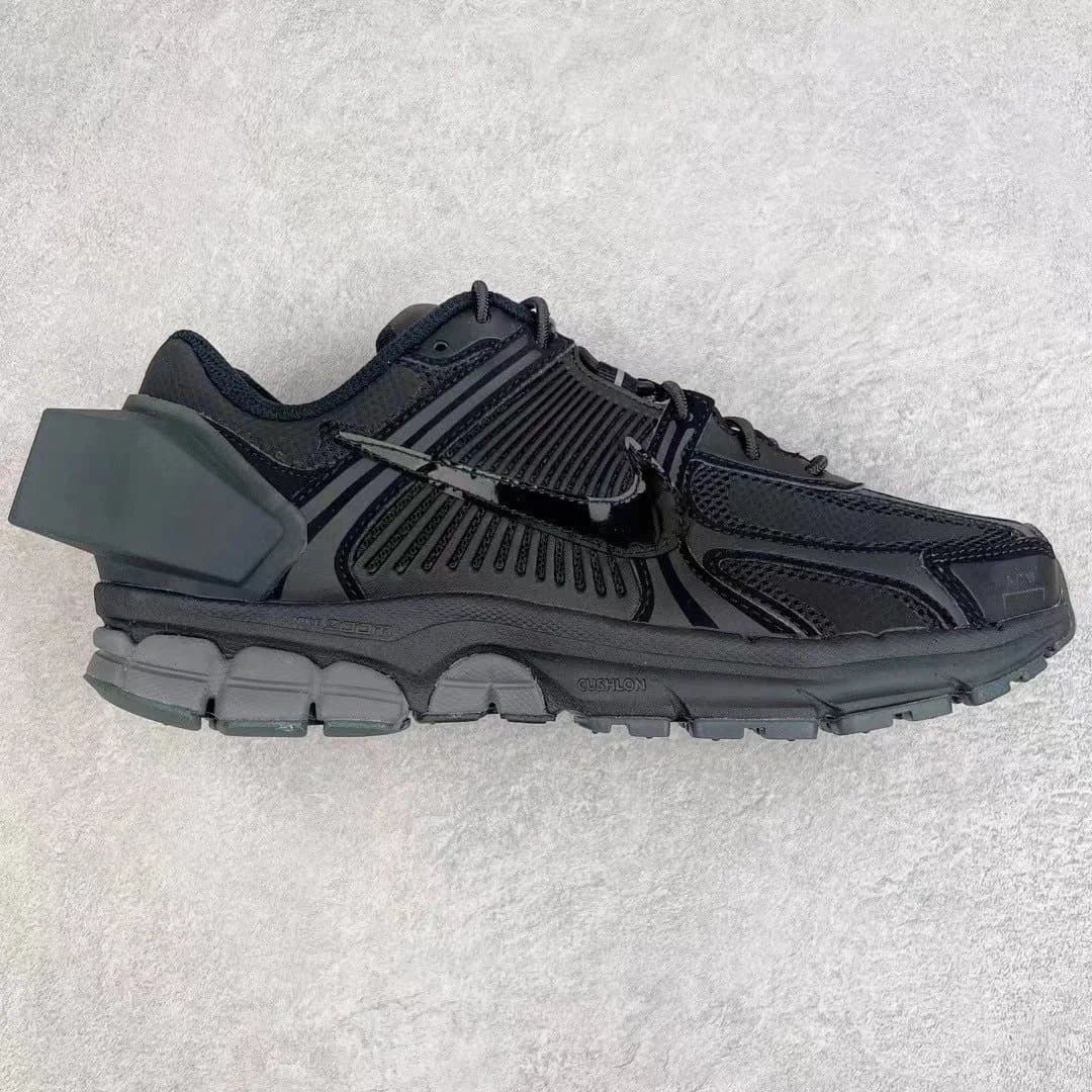 Nike Air Max TN Triple Black