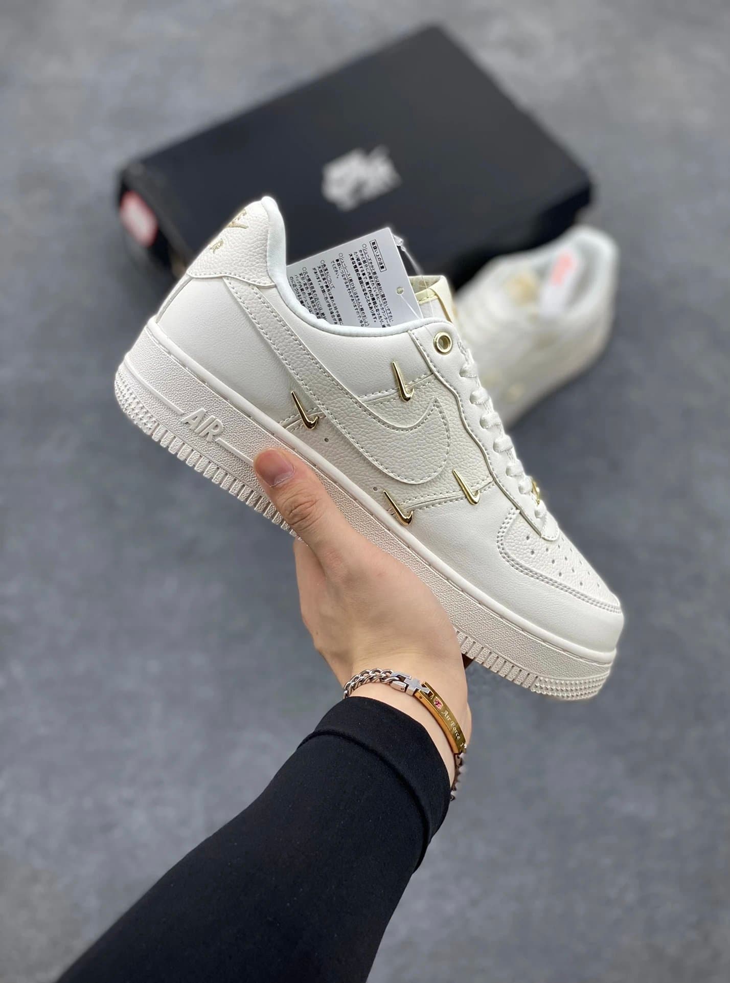 Nike Air Force 1 High Wheat — 17